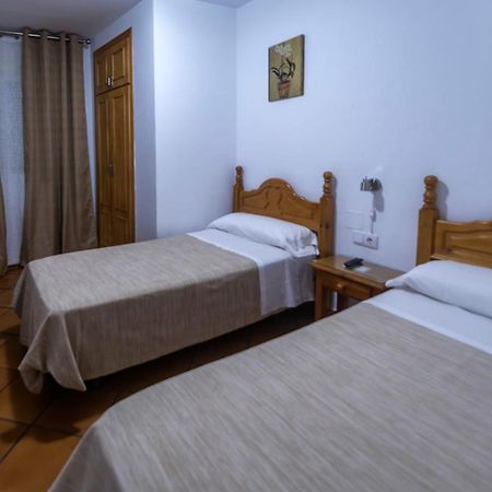 Hostal San Ramon Marbella Ngoại thất bức ảnh